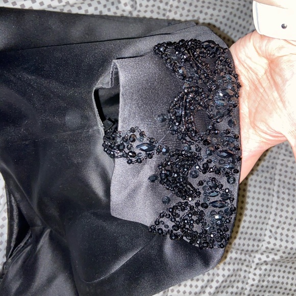 Morilee Black Off the Shoulder Homecoming dress - Picture 5 of 8